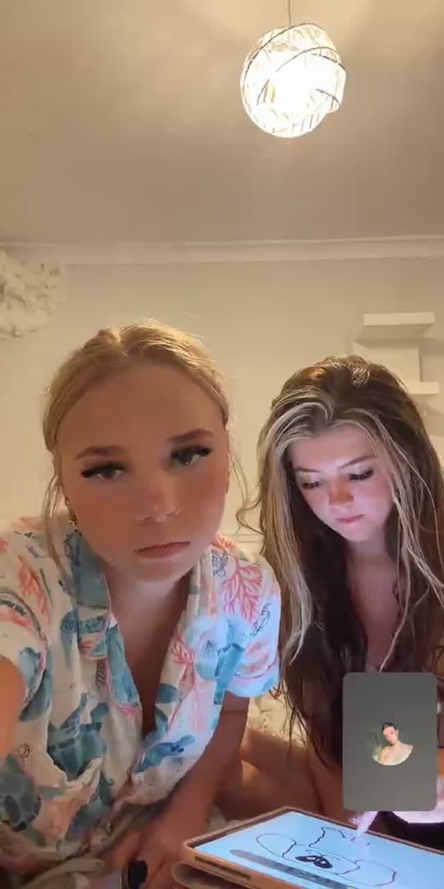 @rosiefarrell.16 TikTok live recording