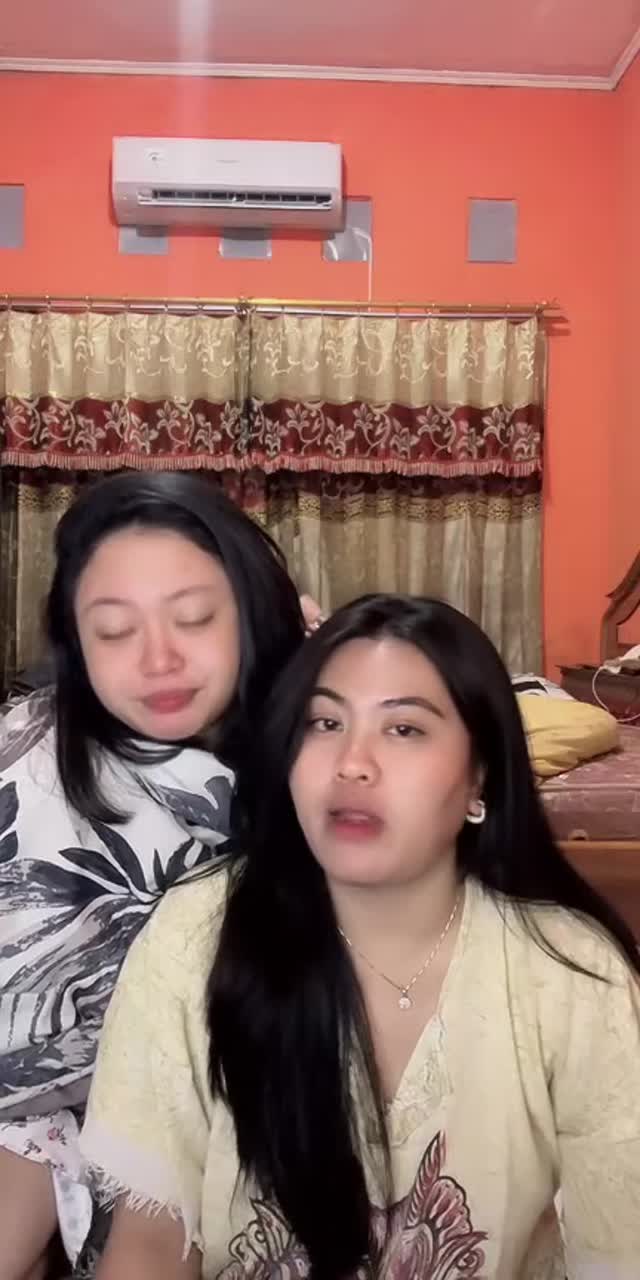 @risris044 TikTok live recording