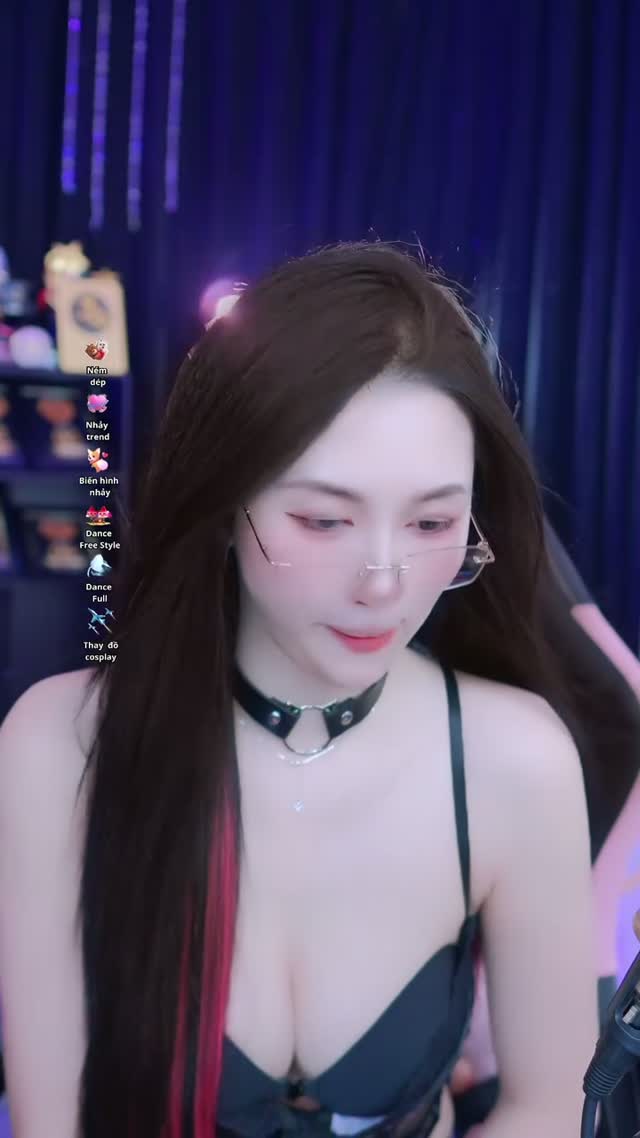 @meow.dancexinh TikTok live recording